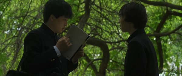 (C)2024 映画『四等辺三角形』制作自治会