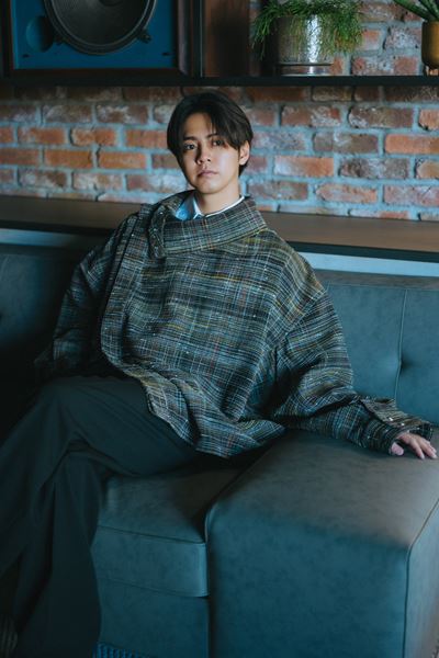 片寄涼太　ヒラヒラ　クッション　レア p1_h2082809w.jpg
