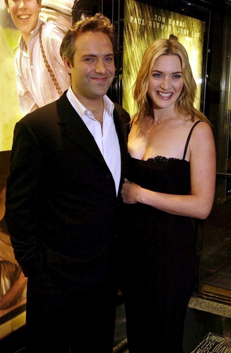 『ロード・トゥ・パーディション』当時、ケイト・ウィンスレットと結婚していた頃のメンデス。だいぶシュッとしてます。ウィンスレットとは2003年に結婚、2010年に離婚。