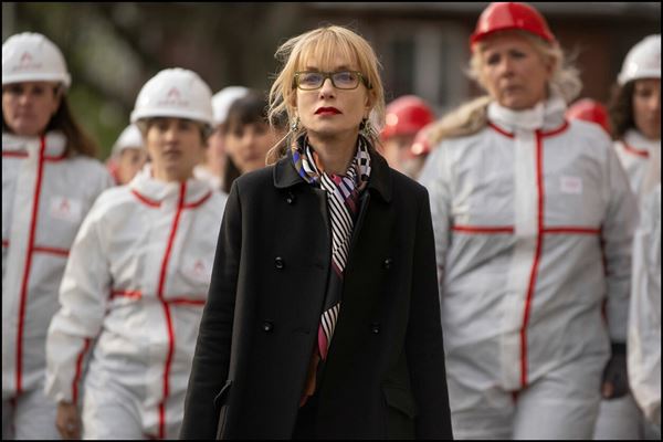 (C)2022 le Bureau Films-Heimatfilm GmbH + CO KG-France 2 Cinema