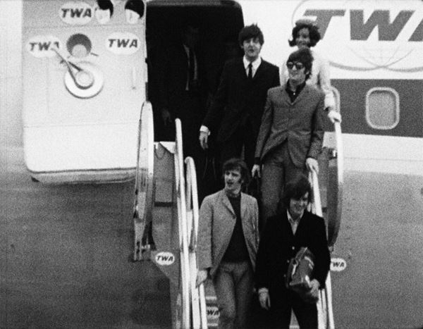 (C)LES FILMS CAMELIA, MODERN ELECTRIC PICTURES, TANGAJ PRODUCTION, ARTE FRANCE CINEMA, L’INSTITUT NATIONAL DE L’AUDIOVISUEL, 2024