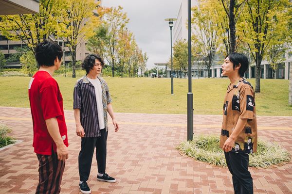 (C)8 STAR FILM Inc. 2022