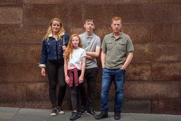 (C)Sixteen SWMY Limited, Why Not Productions, Les Films du Fleuve, British Broadcasting Corporation, France 2 Cinema and The British Film Institute 2019／photo: Joss Barratt, Sixteen Films 2019