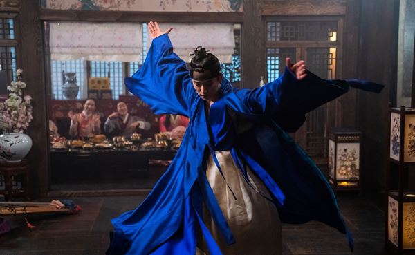 (C) 2019 CJ ENM & BRAINSHOWER & JYP PICTURES. All Rights Reserved.