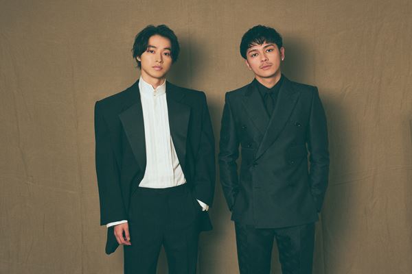 山﨑賢人＆眞栄田郷敦が送るエール「完璧すぎなくてもいい