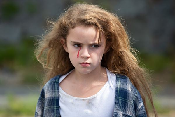 (C)2018 ABNORMAL DEFENSE FORCE INC.2018 RELIANCE ENTERTAINMENT PRODUCTIONS 12 LIMITED