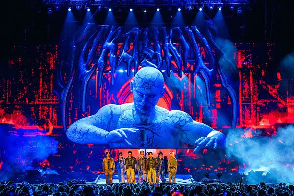 (C)JYP ENTERTAINMENT