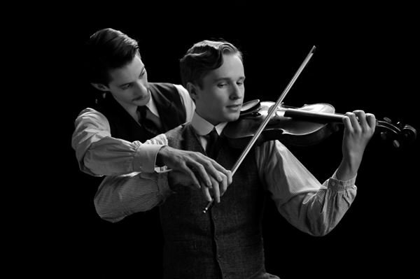 (C)Mandarin Production - FOZ - X FILME Creative Pool GmbH - Mars Films - France 2 Cinema - Films Distribution／(C)2015 MANDARIN PRODUCTION-X FILME-MARS FILMS-FRANCE 2 CINEMA-FOZ-JEAN-CLAUDE MOIREAU