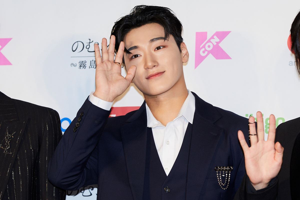 5月13日に幕張メッセで開催された「KCON JAPAN 2023」のレッドカーペットDAY2に登場したATEEZ 撮影：伊藤 由圭 (C)2023 CJ ENM. ALL RIGHTS RESERVED