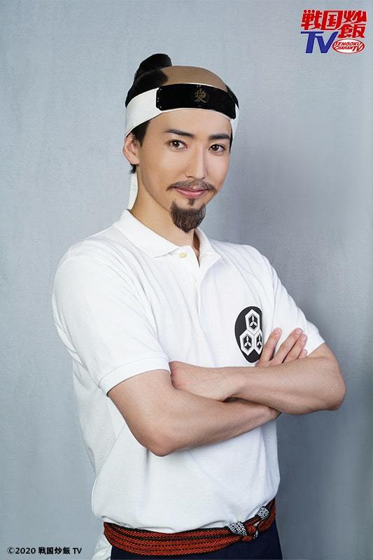 ひげぴんちょページ ちょんまげ姿になったCUBERSのTAKA - ぴあ音楽