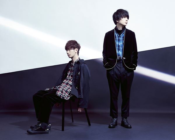 Amazon.co.jp: USELESS 初回限定盤A[CD+Blu-ray]: ミュージック