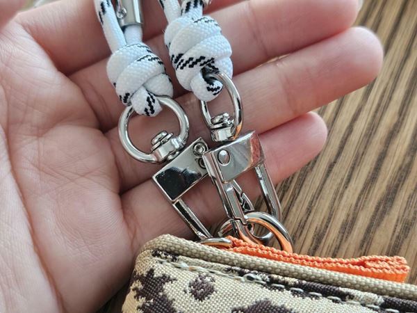 この小ささで収納力◎！「niko and の2WAYミニ財布」がめちゃ可愛く