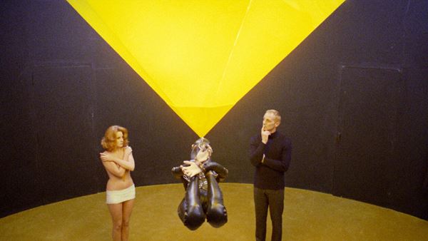 (C)1969 - Cemo Film (Italia) - Surf Film All Rights Reserved -