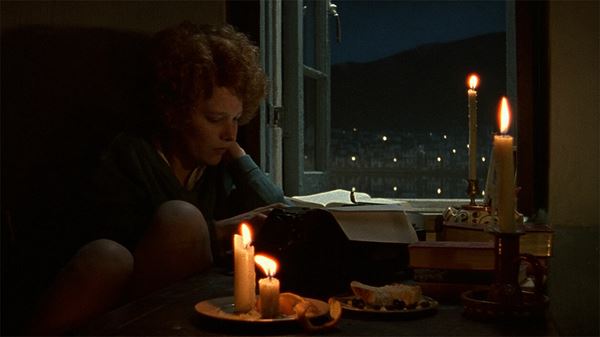 (C)1990 HIBISCUS FILMS, LTD