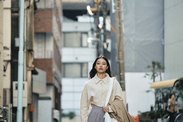 (C)2025「蟲」パートナーズ