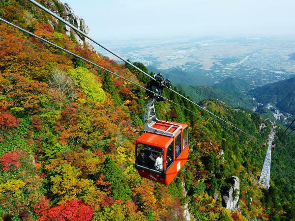 湯の山温泉の紅葉 ぴあエンタメ情報