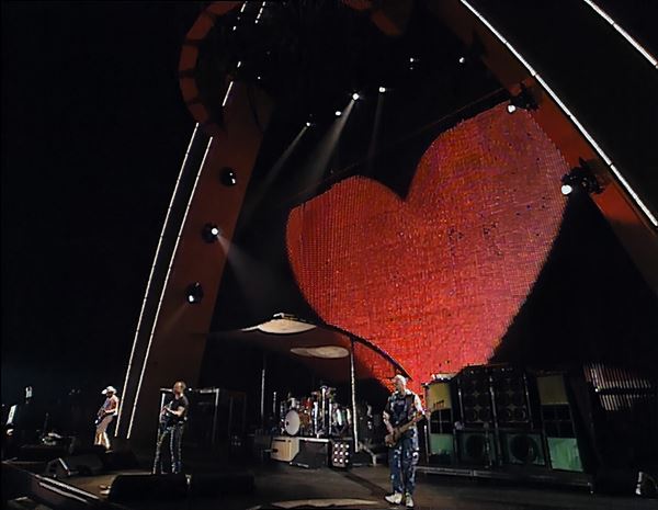 (C)2023 FIFTH SEASON, LLC. ALL RIGHTS RESERVED／(C)Bill Carter／(C)Vesna Andree Zaimovic