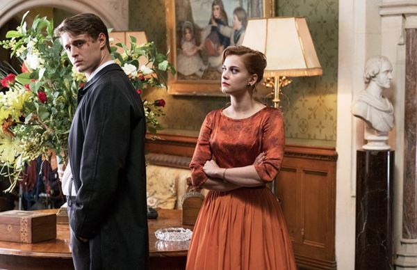 (C)2017 Crooked House Productions Ltd.