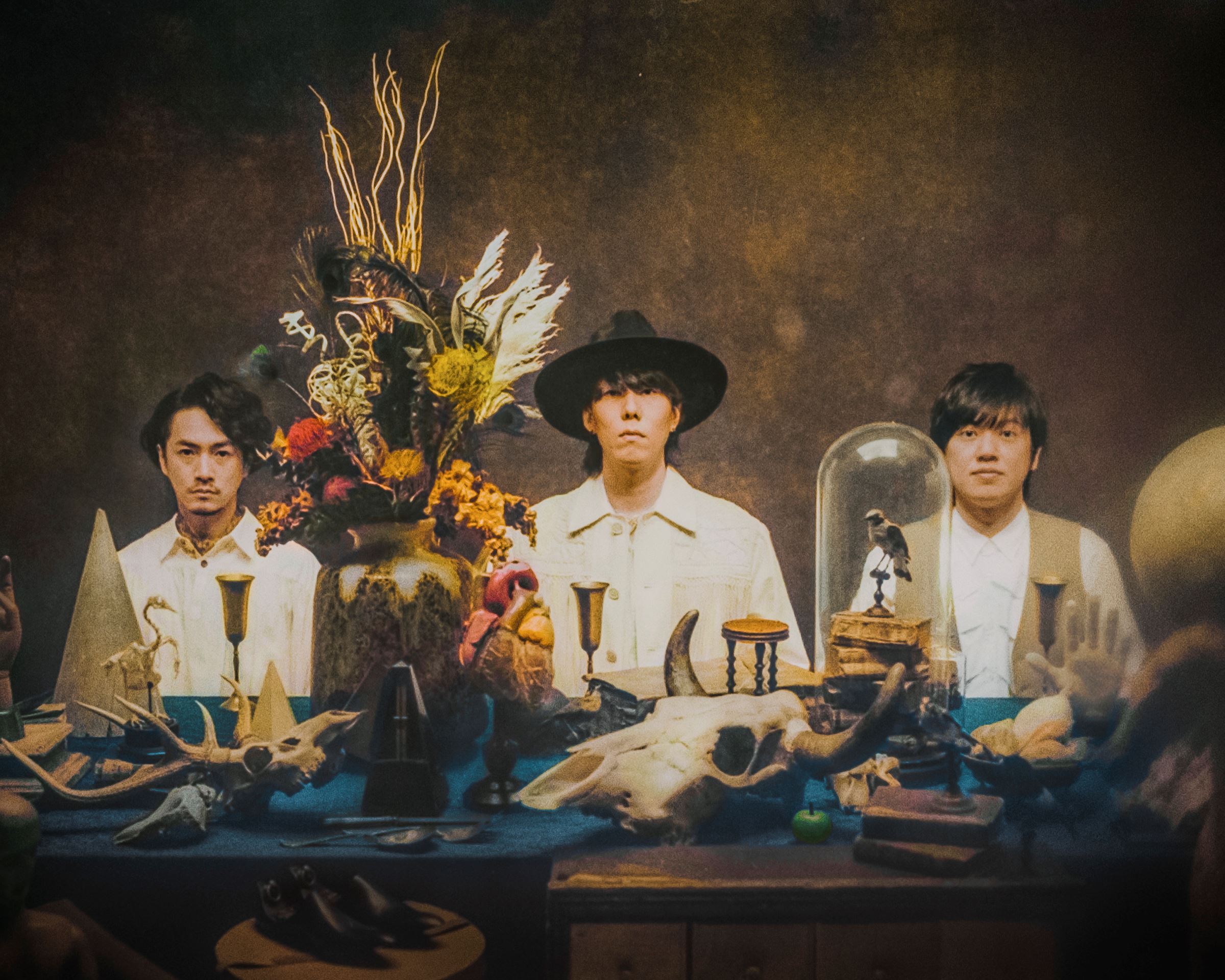 RADWIMPS、ライブツアー『FOREVER IN THE DAZE TOUR 2021-2022』開催