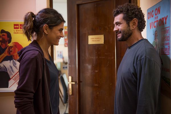 (C) 2018 VERDEORO NOTORIOUS PICTURES TC FILMES GULLANE ENTRETENIMENTO