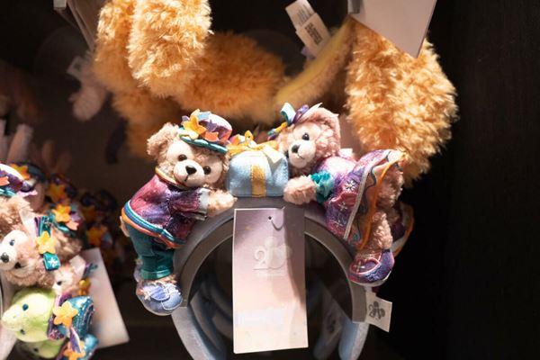 香港ディズニーランド20周年限定　ダッフィー&シェリーメイ　Disney MezzoMiki | 春の新コスチュームで登場！ #香港ディズニーランド