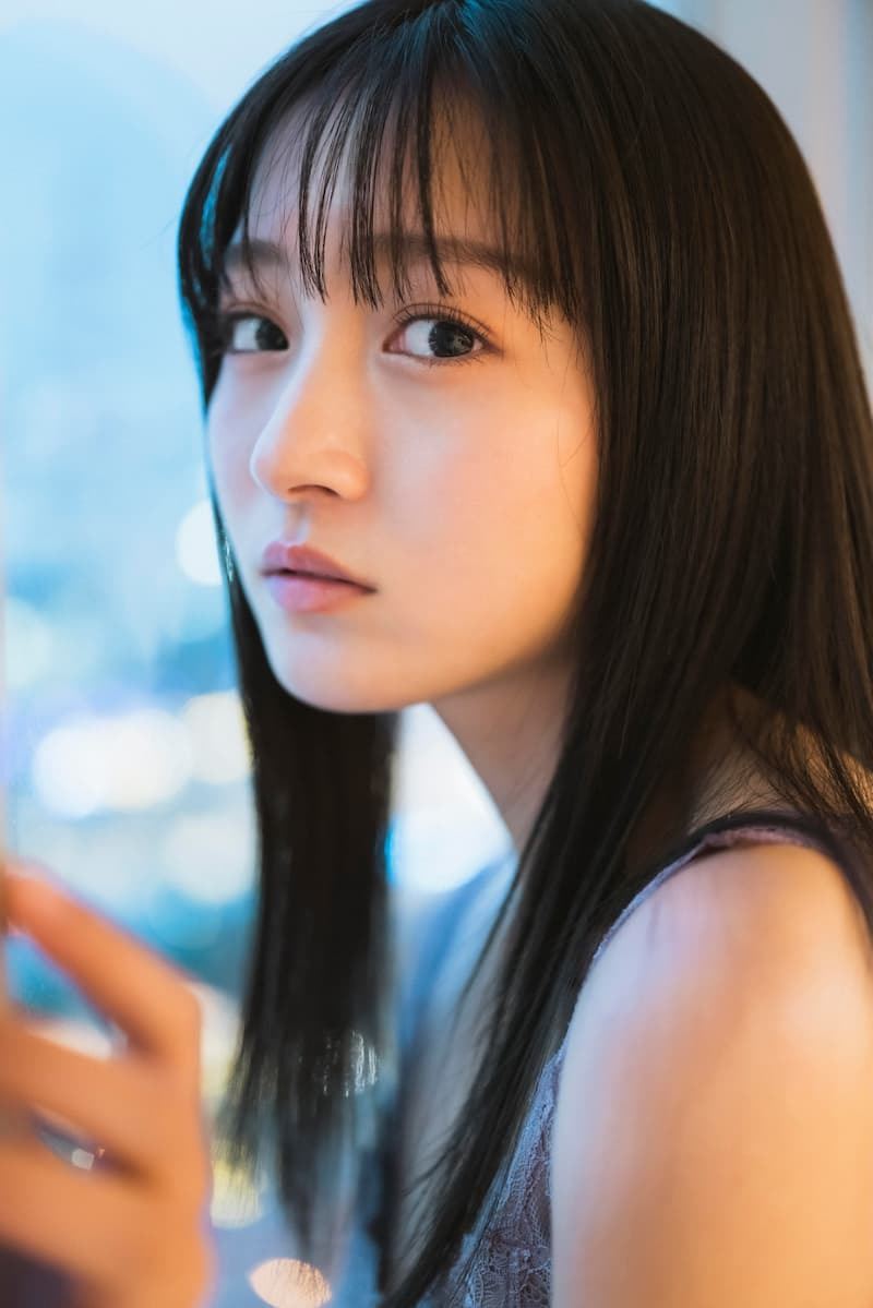 NMB48 山本彩加、18歳の等身大の姿を濃縮 卒業メモリアルブック発売 - ぴあ音楽