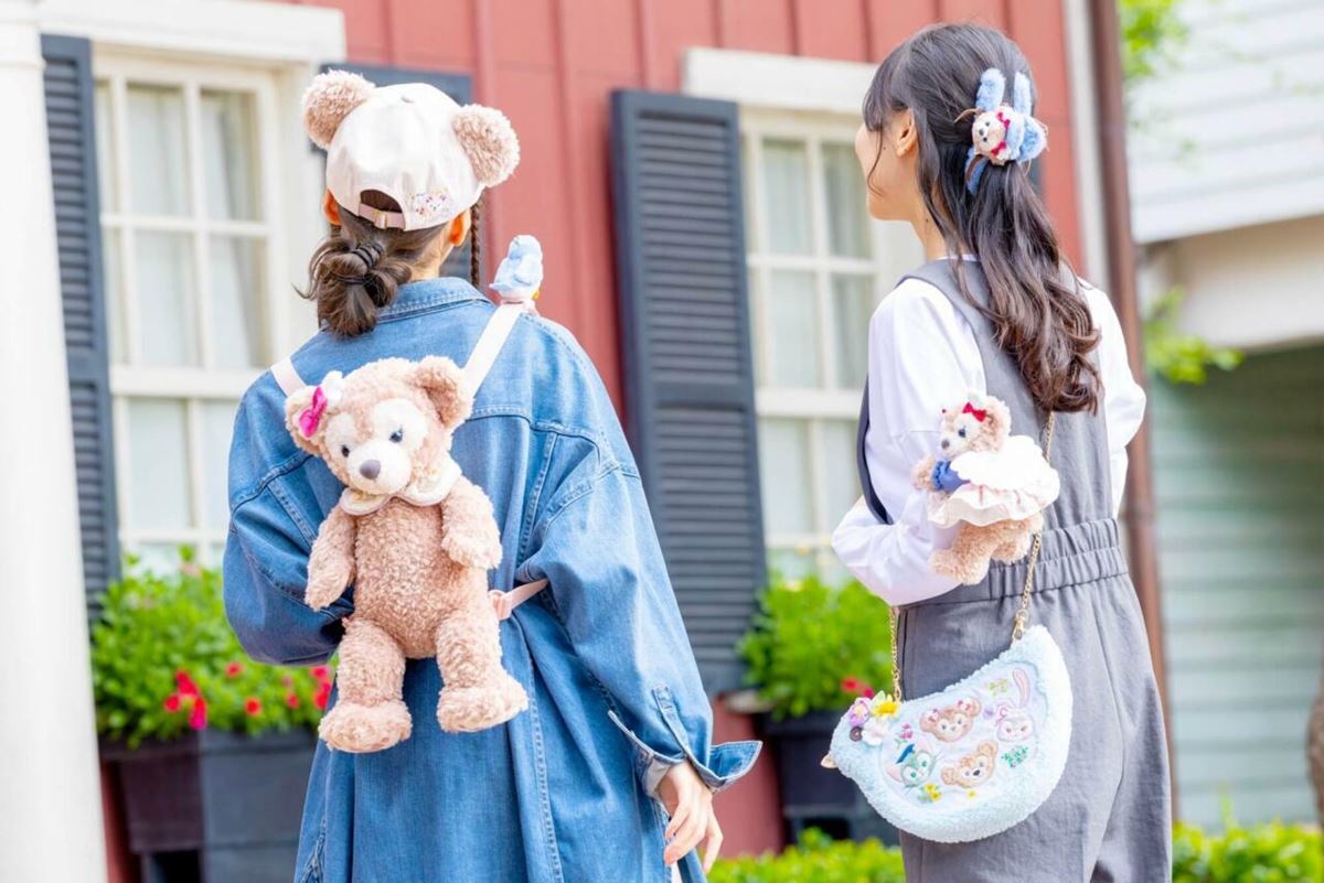 東京ディズニーシー「ダッフィー最新グッズ」からトートバッグを