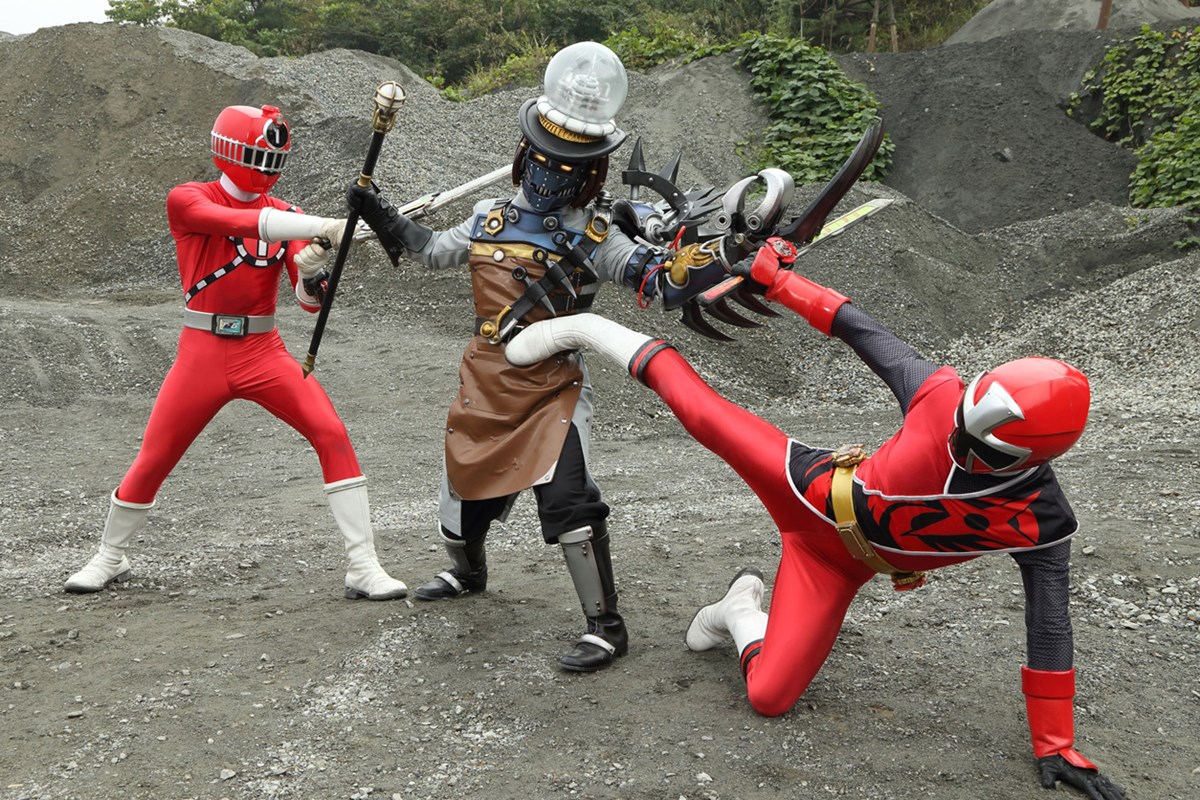 Amazon.co.jp: 手裏剣戦隊ニンニンジャーVSトッキュウジャー THE