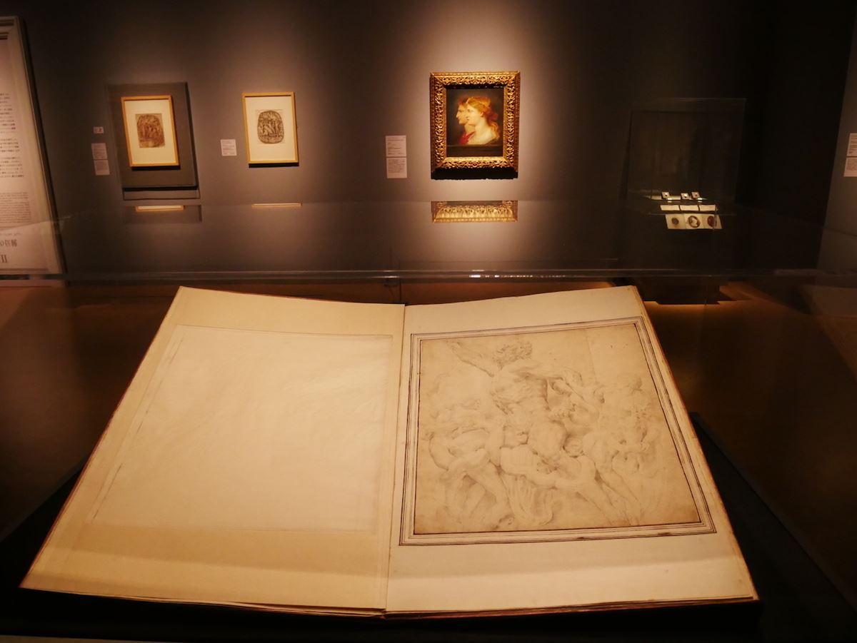 第２章「過去の伝統」より。手前：ペーテル・パウル・ルーベンス《ラオコーン群像》の模写素描　1601 -02年 ミラノ、アンブロジアーナ図書館