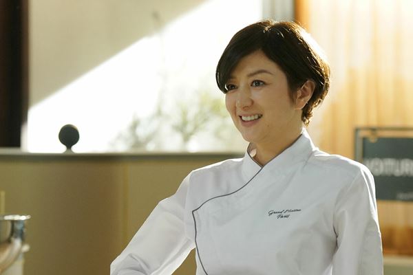 (C)2024 映画『グランメゾン・パリ』製作委員会