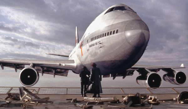 (C)2002 FUJI TELEVISION NETWORK/TOHO/AMUSE PICTURES/ROBOT/SHIROGUMI/IMAGICA All rights reserved.