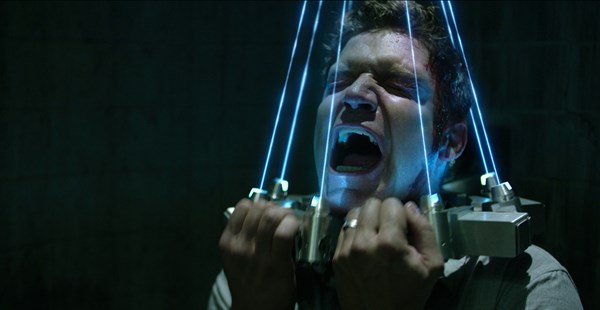 (C)2017 Lions Gate Entertainment Inc. All Rights Reserved. 