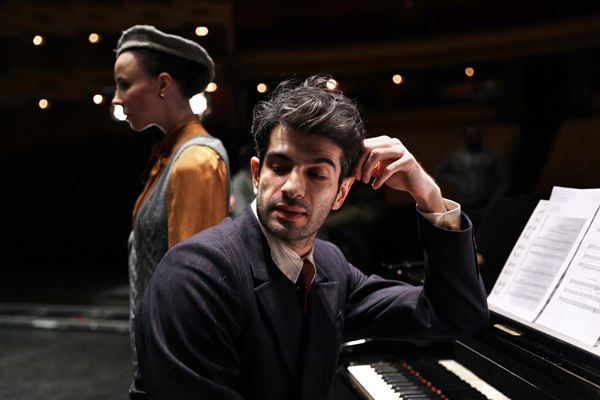 (C)2018 Mars Media Entertainment, LLC, DMH STUDIO LLC