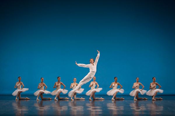 (C) Paris Opera Ballet