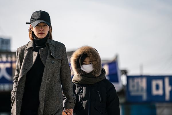 (C)2018 BAE PICTURES & CJ ENM. ALL RIGHTS RESERVED