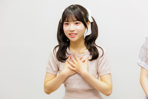 NMB48 芳賀礼 直筆 結成15周年の記念イヤーを迎えたNMB48の特別連載。芳賀礼＆青原