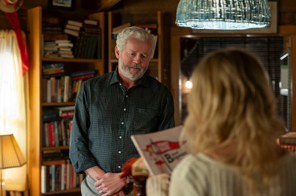 (C)Amazon Content Services LLC