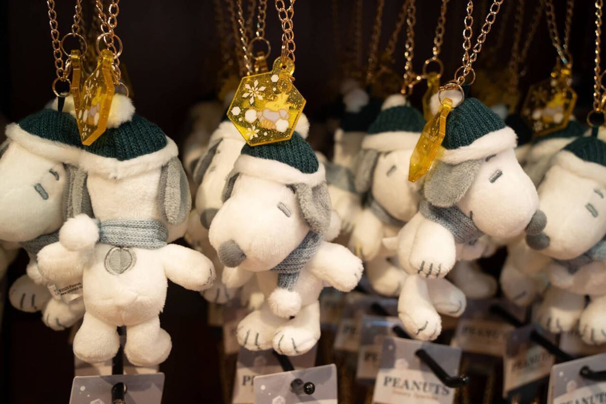 USJ】激かわ“雪だるまスヌーピー”も♪「もこもこ防寒冬グッズ」を一挙