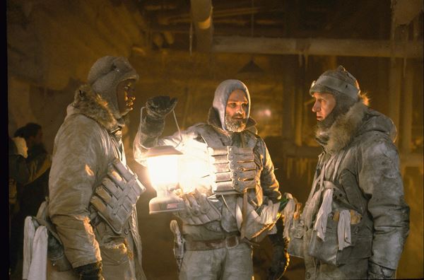 (C)1982 UNIVERSAL CITY STUDIOS, INC. ALL RIGHTS RESERVED.