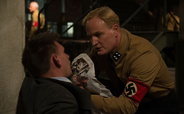 (C)LEGENDE FILMS - RED CROWN PRODUCTIO NS - MARS FILMS - FRANCE 2 CINEMA - CARMEL - C2M PRODUCTIONS - HHHH LIMITED - NEXUS FACTORY - BNPP ARIBAS FORTIS FILM FINANCE.