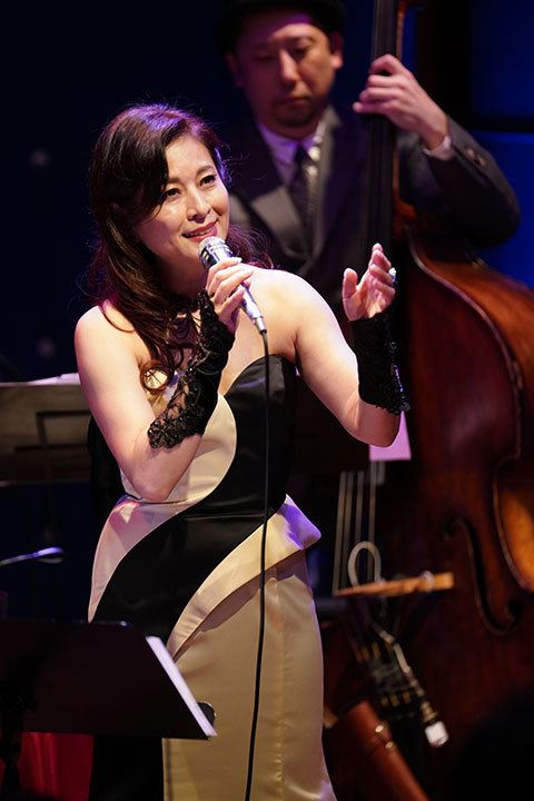 Jazz 岡まゆみ Vo クリヤ マコト Pf 塩田哲嗣 B ぴあエンタメ情報