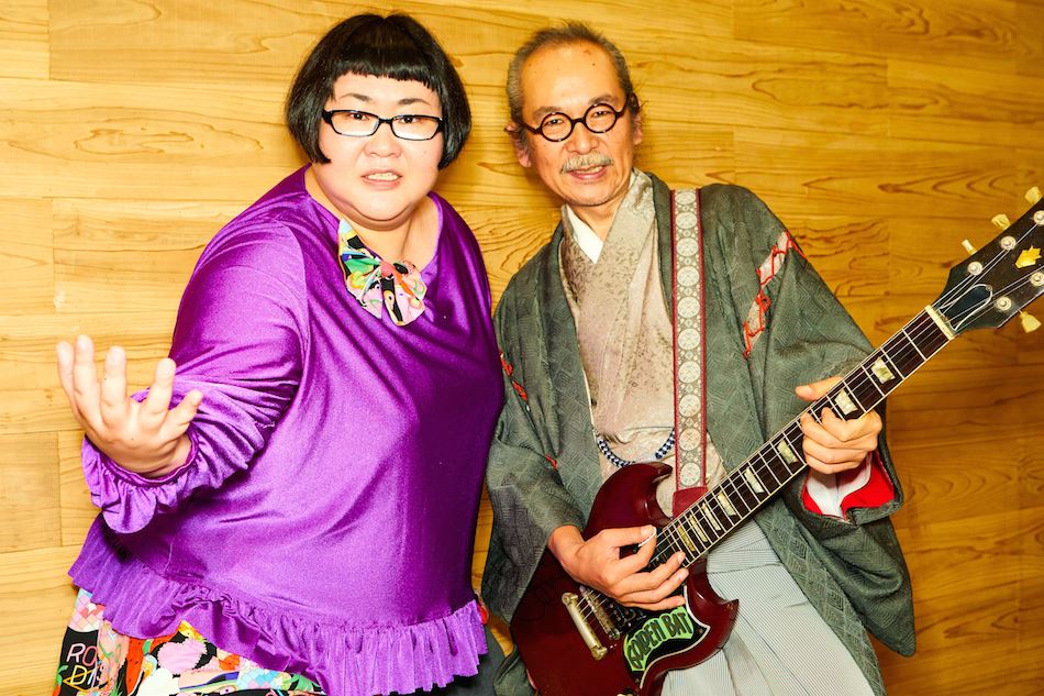 人間椅子 和嶋慎治×メイプル超合金 安藤なつ、念願の邂逅 音楽・バイク・高円寺を語り合う - ぴあ音楽