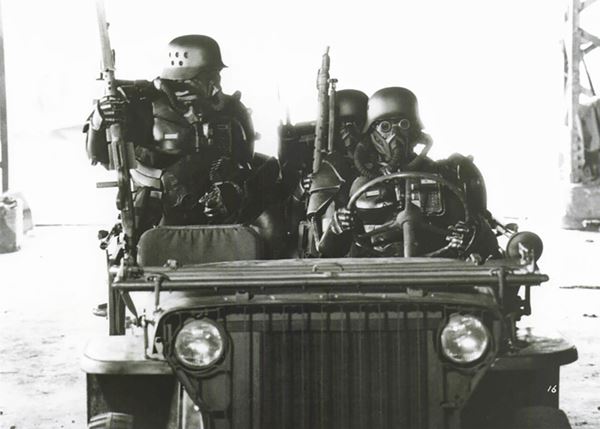 (C)1987-2024Mamoru Oshii ・BARQUE INC.