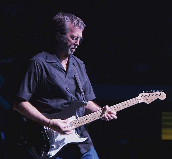 A PARALLEL 28 EQUIPE