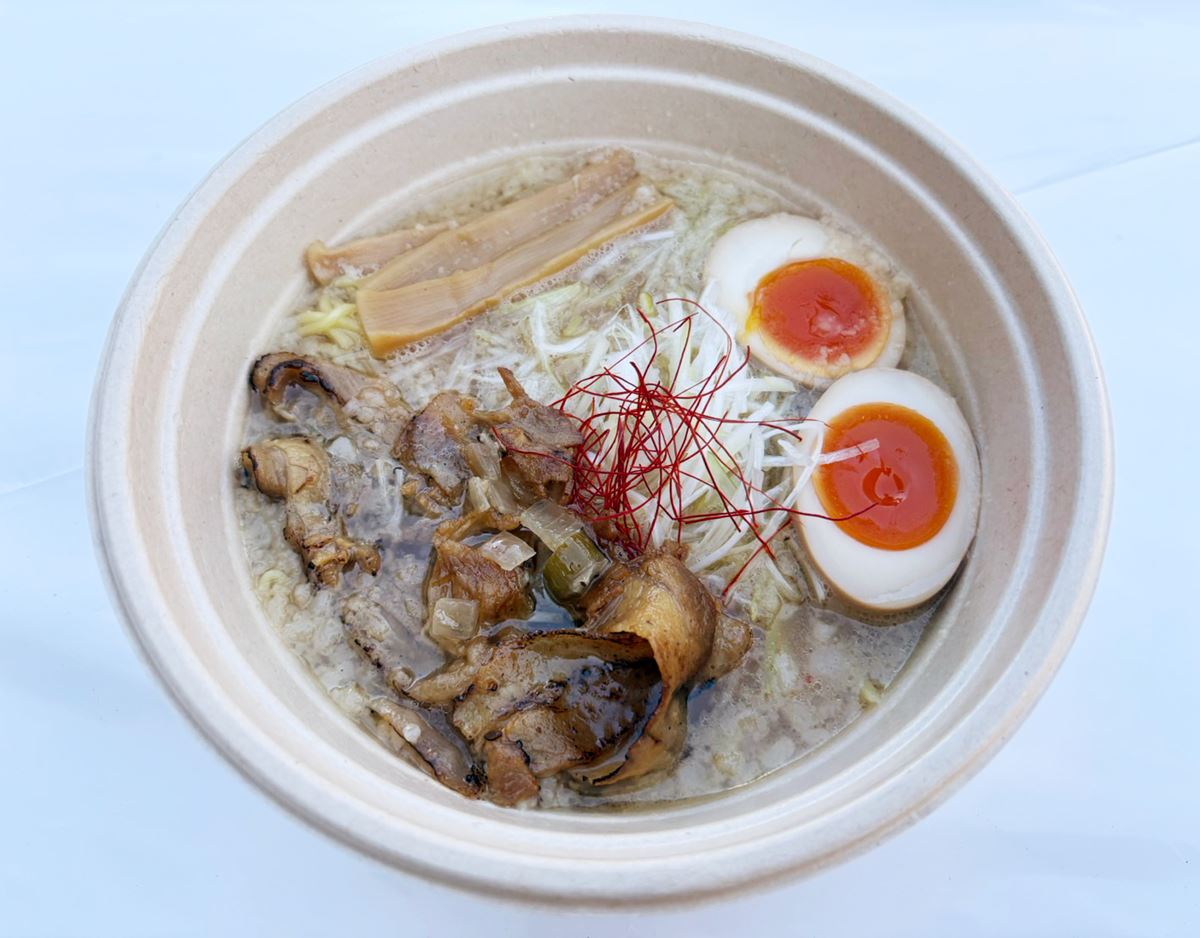 大阪鶏白湯らぁ麺みやこ 大阪背脂醤油炙りチャーシュー麺