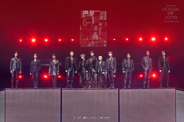 (C)2022 HYBE ALL RIGHTS RESERVED. MADE IN KOREA.