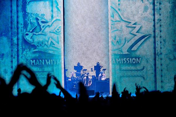 MAN WITH A MISSION、連作アルバムを携えた全国ツアー完走 4年