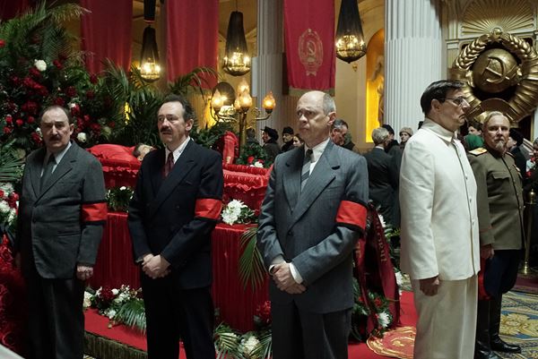 (C)2017 MITICO - MAIN JOURNEY - GAUMONT - FRANCE 3 CINEMA - AFPI - PANACHE - PRODUCTIONS - LA CIE CINEMATOGRAPHIQUE - DEATH OF STALIN THE FILM LTD