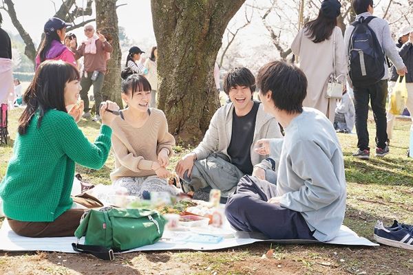 ２００ 小松菜奈 坂口健太郎「余命10年」第2弾 フライヤー セット 坂口健太郎＆小松菜奈主演映画「余命10年」が韓国で再公開…韓国