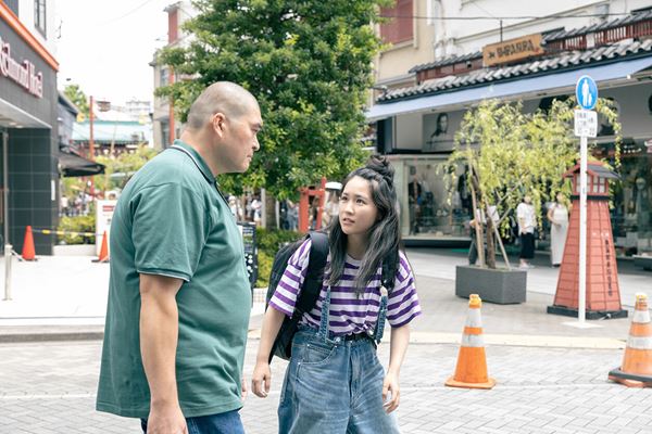 (C)2024映画「みんな笑え」製作委員会